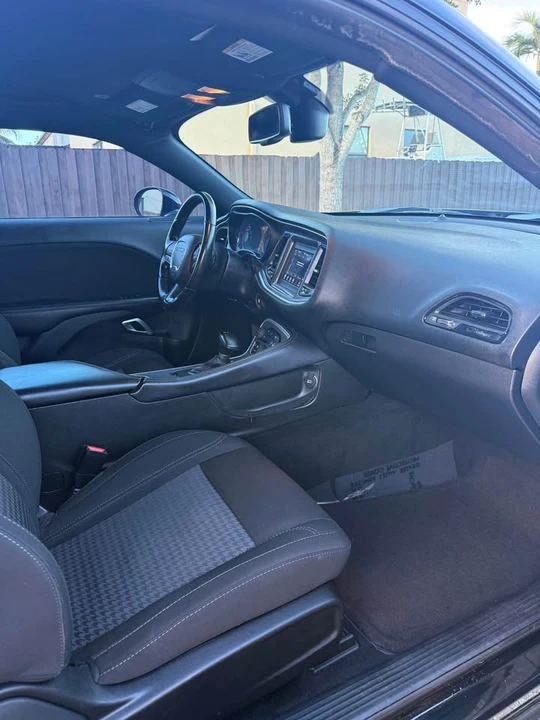 2020 Dodge Challenger 3rd Gen - Image 6 of 12