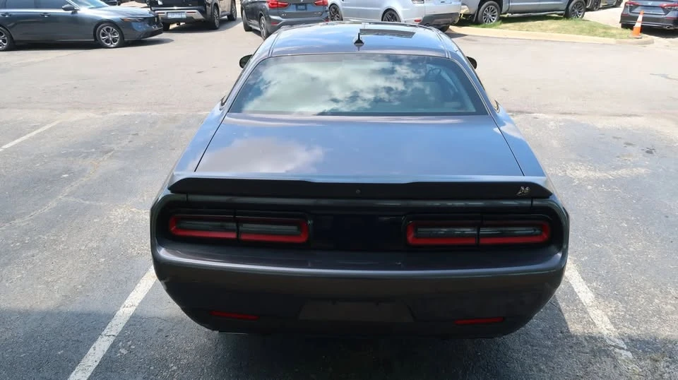 2020 Dodge Challenger 3rd Gen - Image 11 of 20