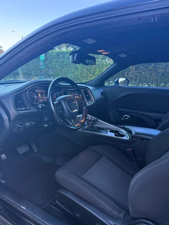 2020 Dodge Challenger 3rd Gen - Image 7 of 12