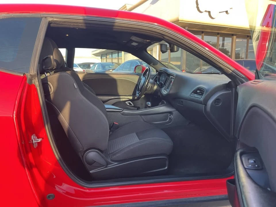 2020 Dodge Challenger 3rd Gen - Image 10 of 12