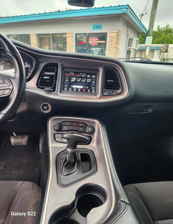 2020 Dodge Challenger 3rd Gen - Image 10 of 11