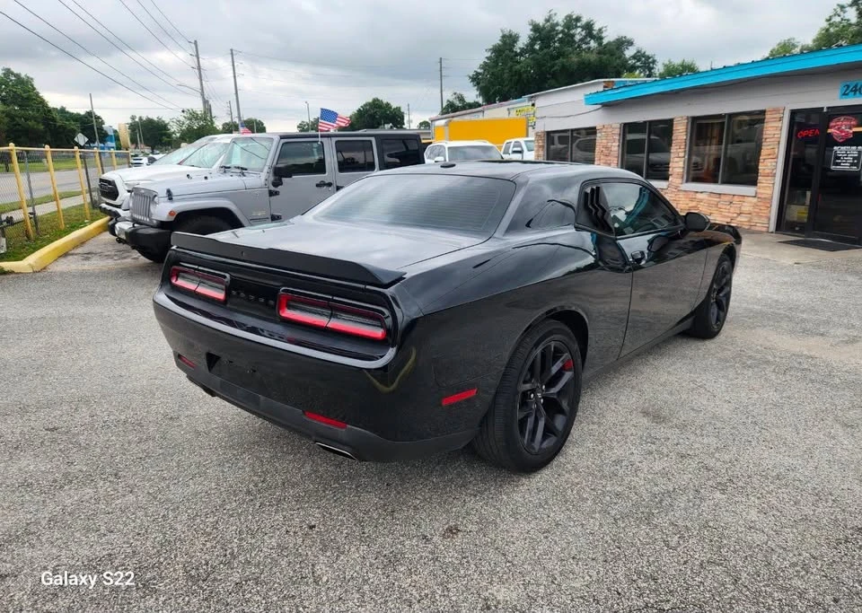 2020 Dodge Challenger 3rd Gen - Image 6 of 11