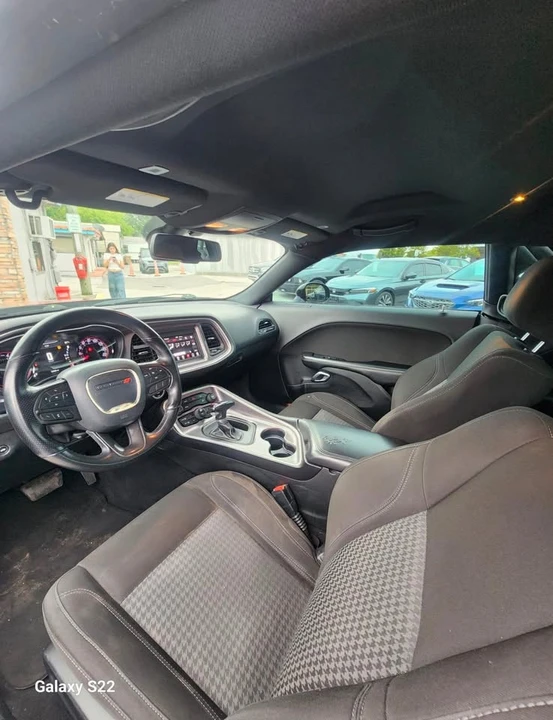 2020 Dodge Challenger 3rd Gen - Image 9 of 11