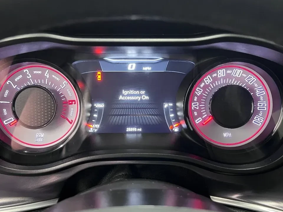 2020 Dodge Challenger 3rd Gen - Image 9 of 12