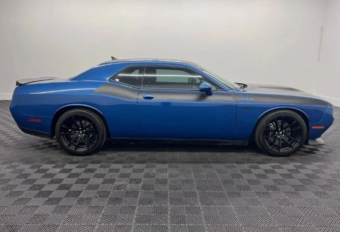 2020 Dodge Challenger 3rd Gen - Image 4 of 12