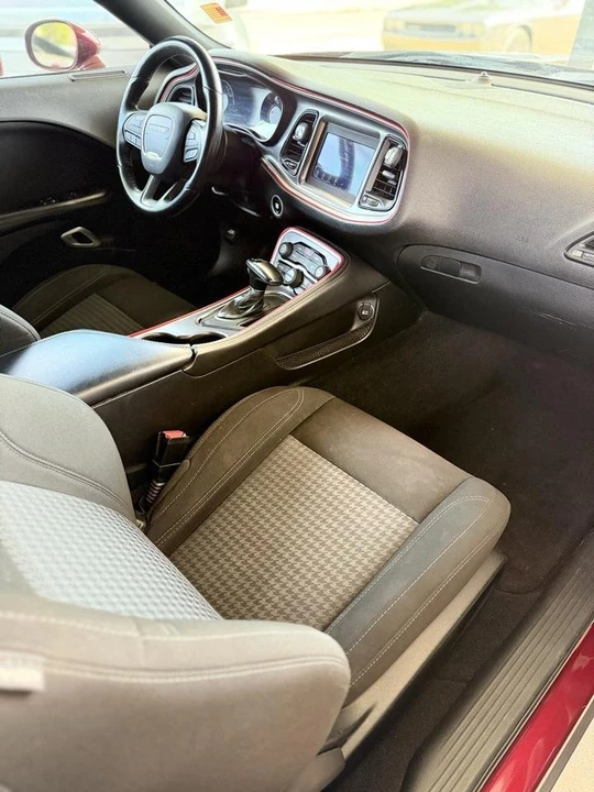 2020 Dodge Challenger 3rd Gen - Image 12 of 13
