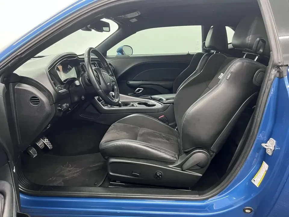 2020 Dodge Challenger 3rd Gen - Image 10 of 12