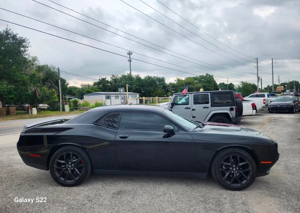 2020 Dodge Challenger 3rd Gen - Image 7 of 11