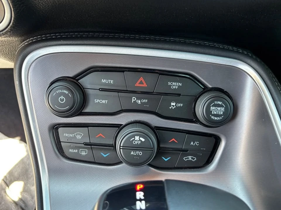 2020 Dodge Challenger 3rd Gen - Image 15 of 20