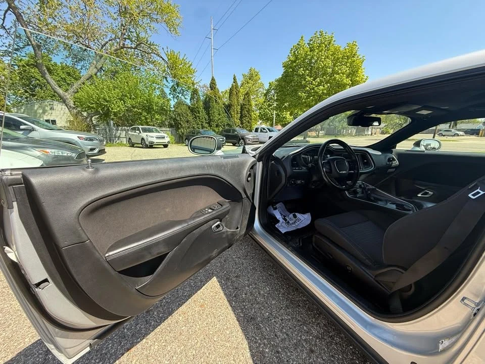 2020 Dodge Challenger 3rd Gen - Image 9 of 20