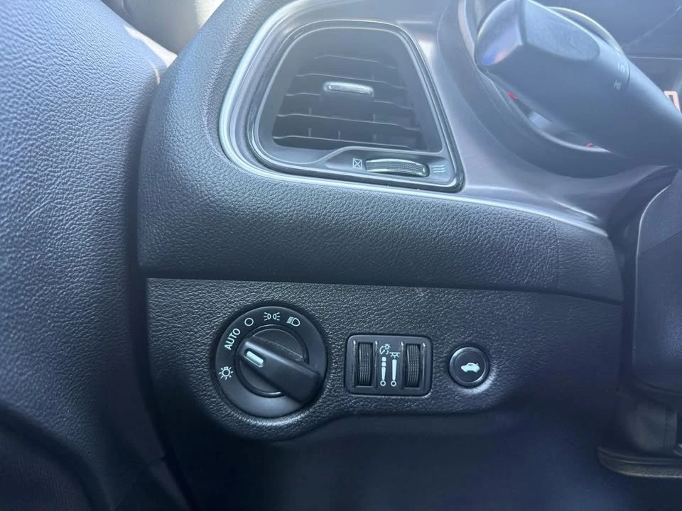 2020 Dodge Challenger 3rd Gen - Image 12 of 20