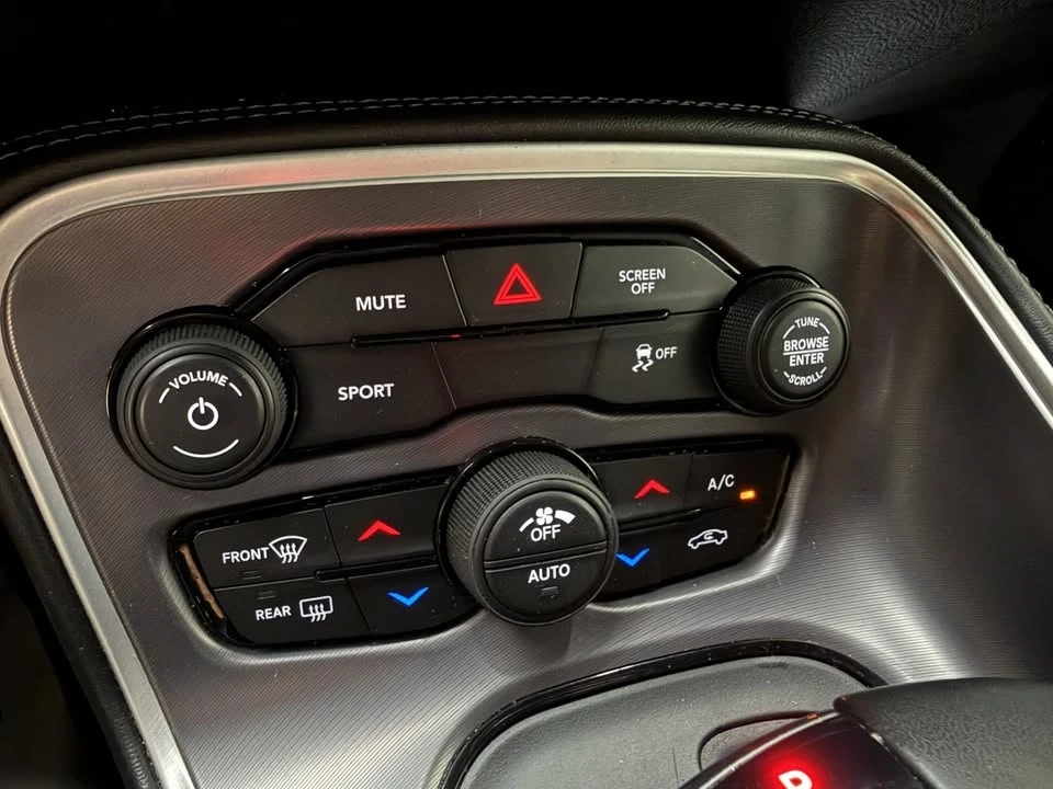 2020 Dodge Challenger 3rd Gen - Image 13 of 20