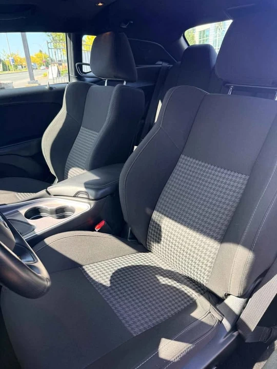 2020 Dodge Challenger 3rd Gen - Image 8 of 10