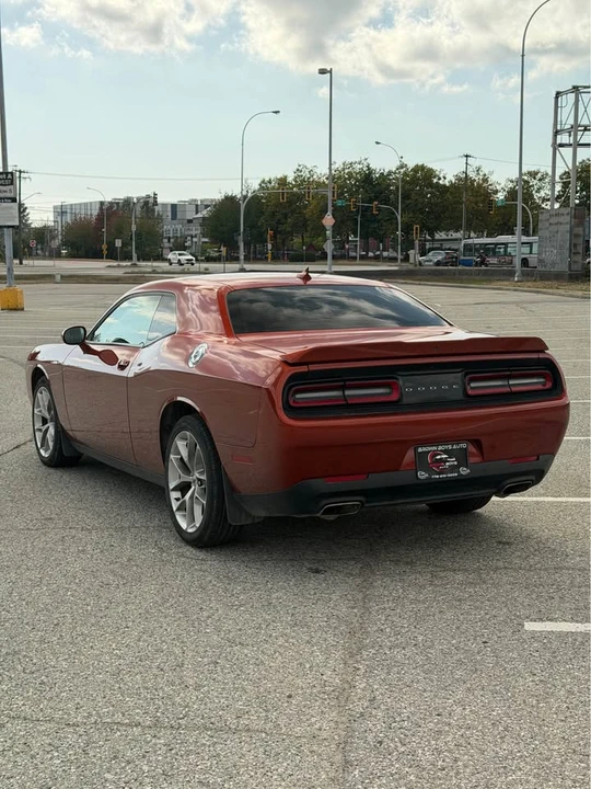 2020 Dodge Challenger 3rd Gen - Image 5 of 9
