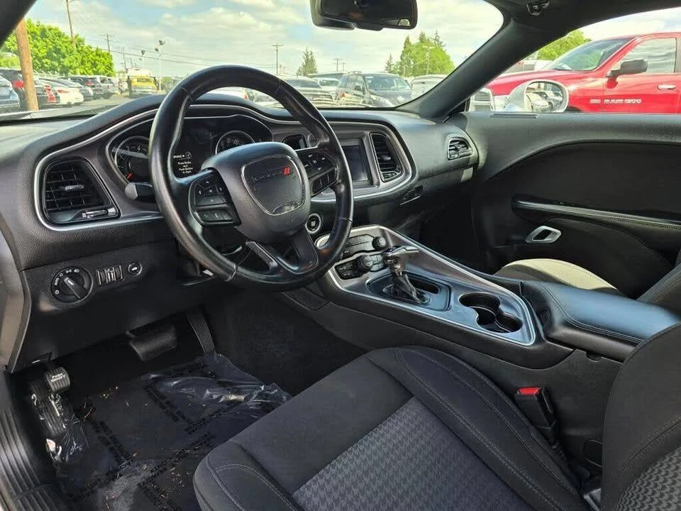 2020 Dodge Challenger 3rd Gen - Image 17 of 20