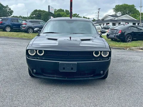 2020 Dodge Challenger SXT