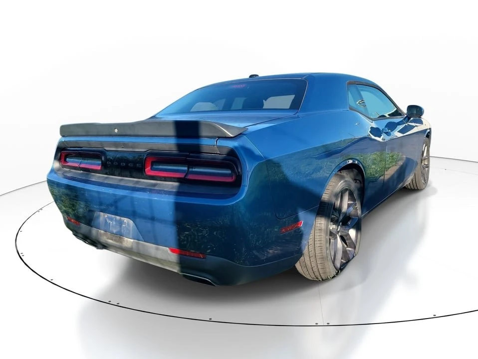 2020 Dodge Challenger 3rd Gen - Image 5 of 10