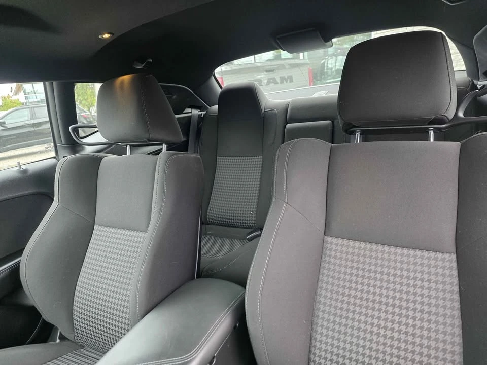 2020 Dodge Challenger 3rd Gen - Image 7 of 10