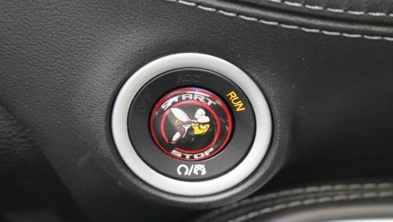 2020 Dodge Challenger 3rd Gen - Image 13 of 20