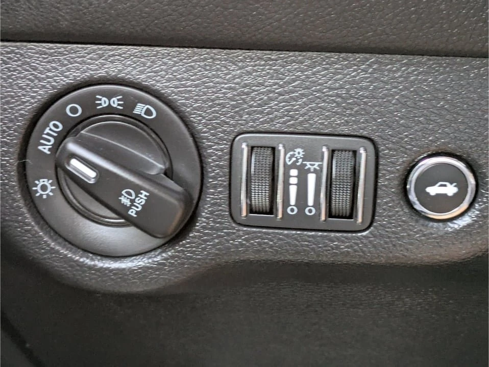 2020 Dodge Challenger 3rd Gen - Image 20 of 20
