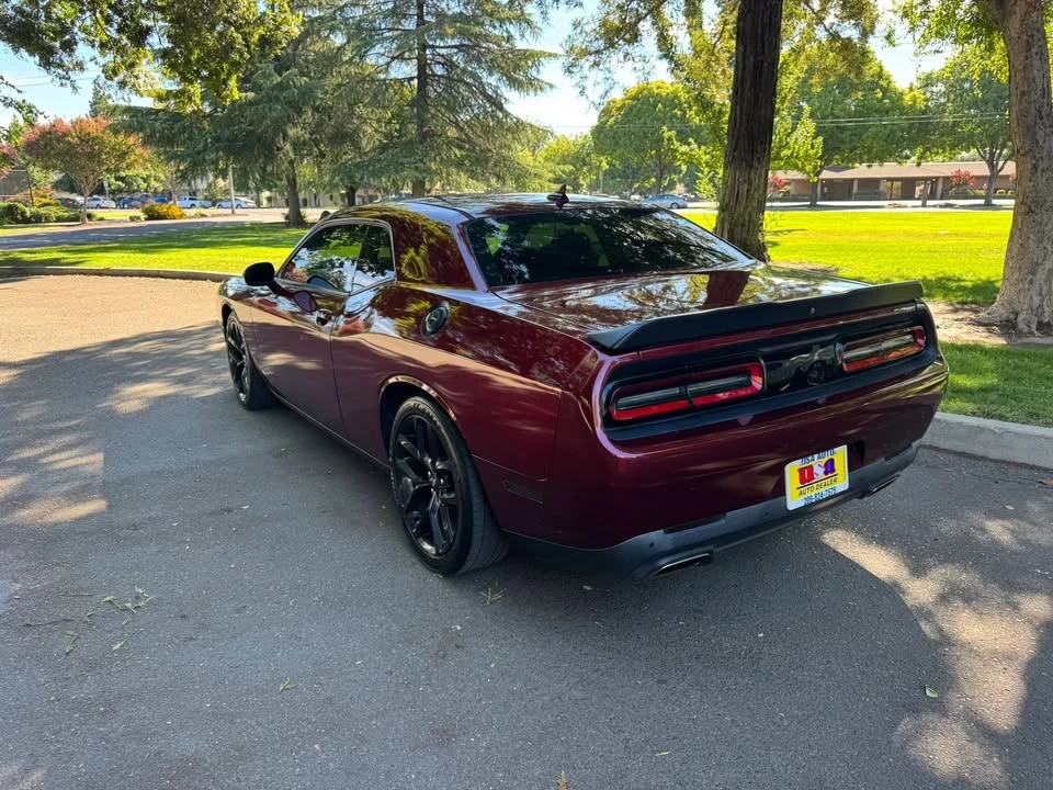 2020 Dodge Challenger 3rd Gen - Image 5 of 10