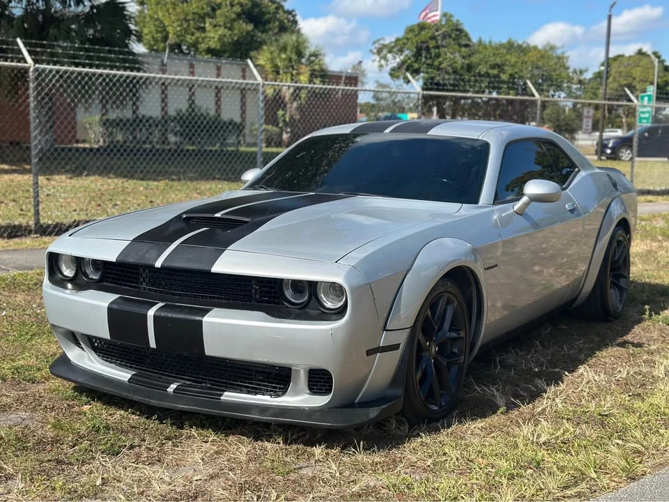 2020 Dodge Challenger 3rd Gen - Image 2 of 9