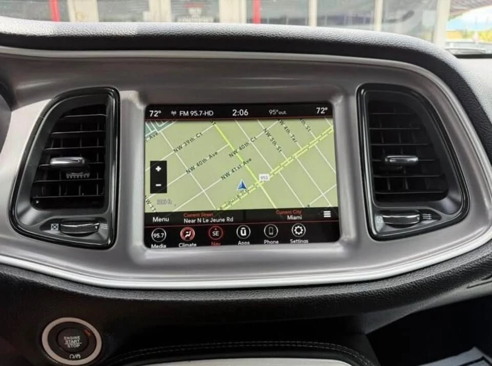 2020 Dodge Challenger 3rd Gen - Image 9 of 10
