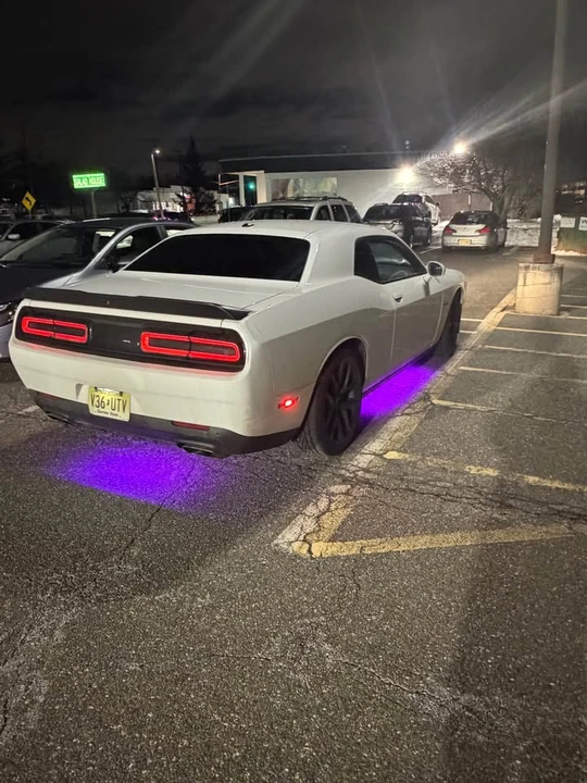 2020 Dodge Challenger 3rd Gen - Image 6 of 10