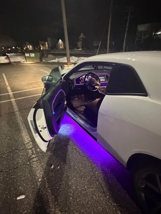 2020 Dodge Challenger 3rd Gen - Image 7 of 10
