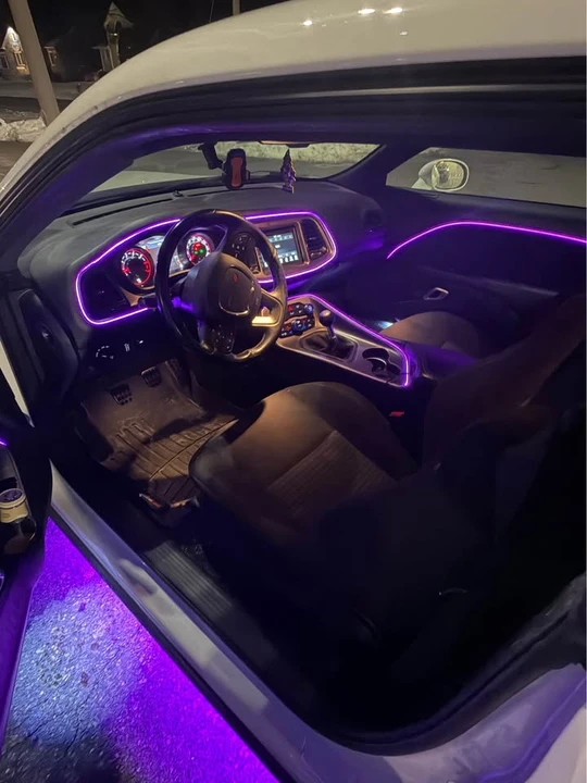 2020 Dodge Challenger 3rd Gen - Image 9 of 10