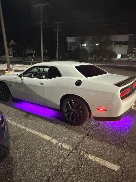 2020 Dodge Challenger 3rd Gen - Image 5 of 10
