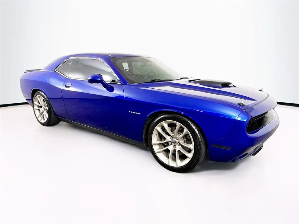 2020 Dodge Challenger 3rd Gen - Image 9 of 17