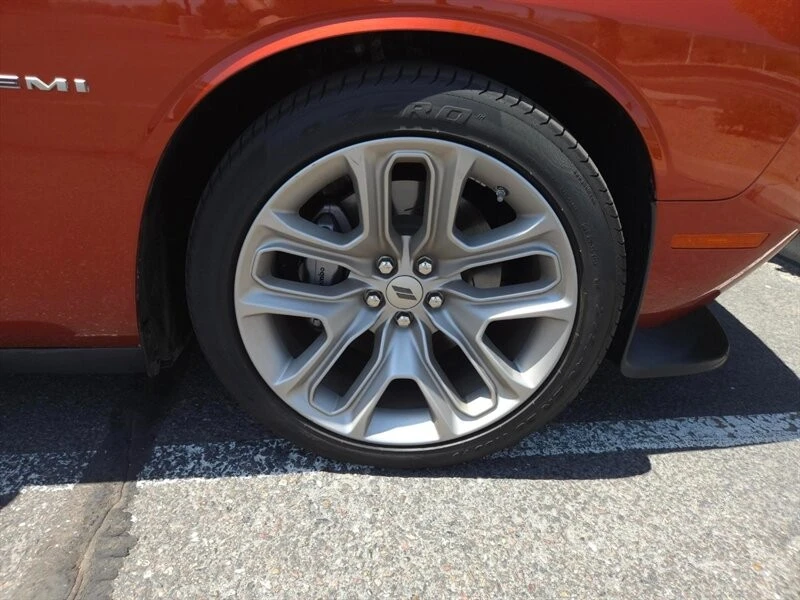 2020 Dodge Challenger 3rd Gen - Image 16 of 21