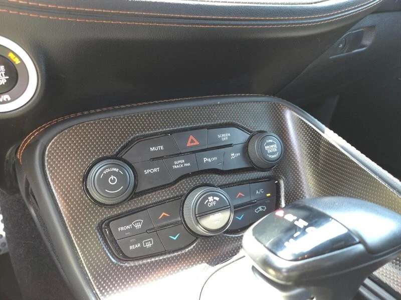 2020 Dodge Challenger 3rd Gen - Image 11 of 28