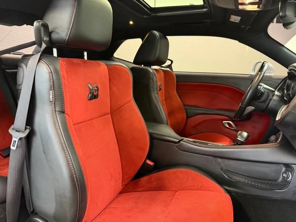 2020 Dodge Challenger 3rd Gen - Image 16 of 20