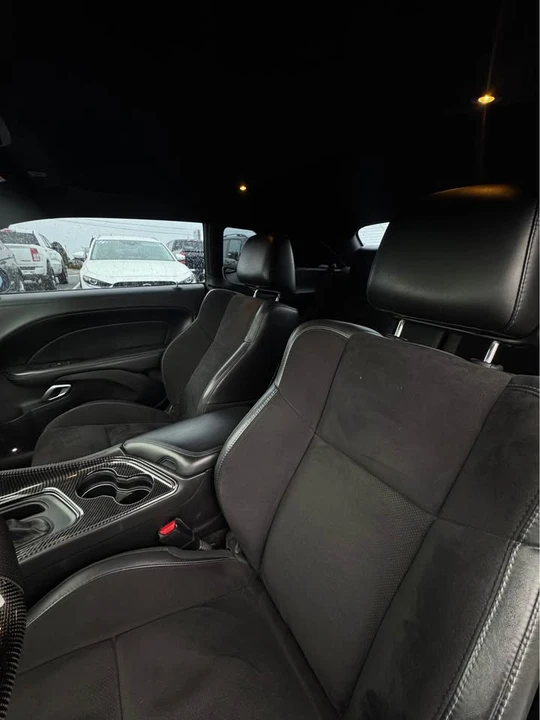 2020 Dodge Challenger 3rd Gen - Image 5 of 9