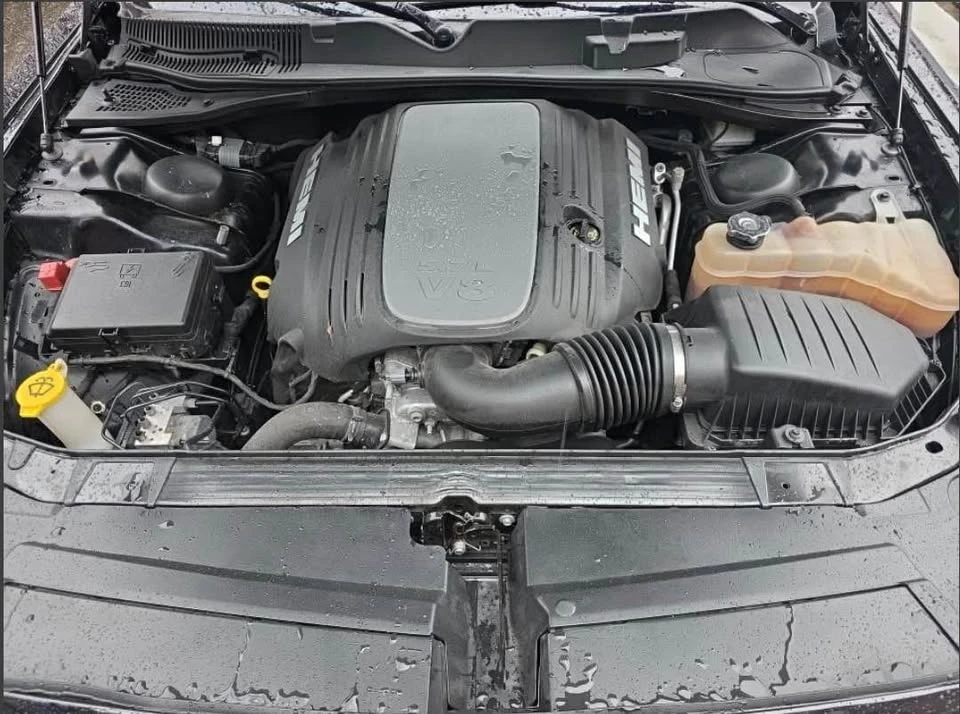 2020 Dodge Challenger 3rd Gen - Image 14 of 15