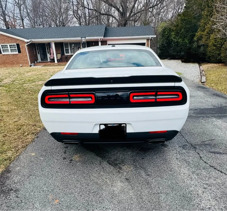 2020 Dodge Challenger 3rd Gen - Image 7 of 8