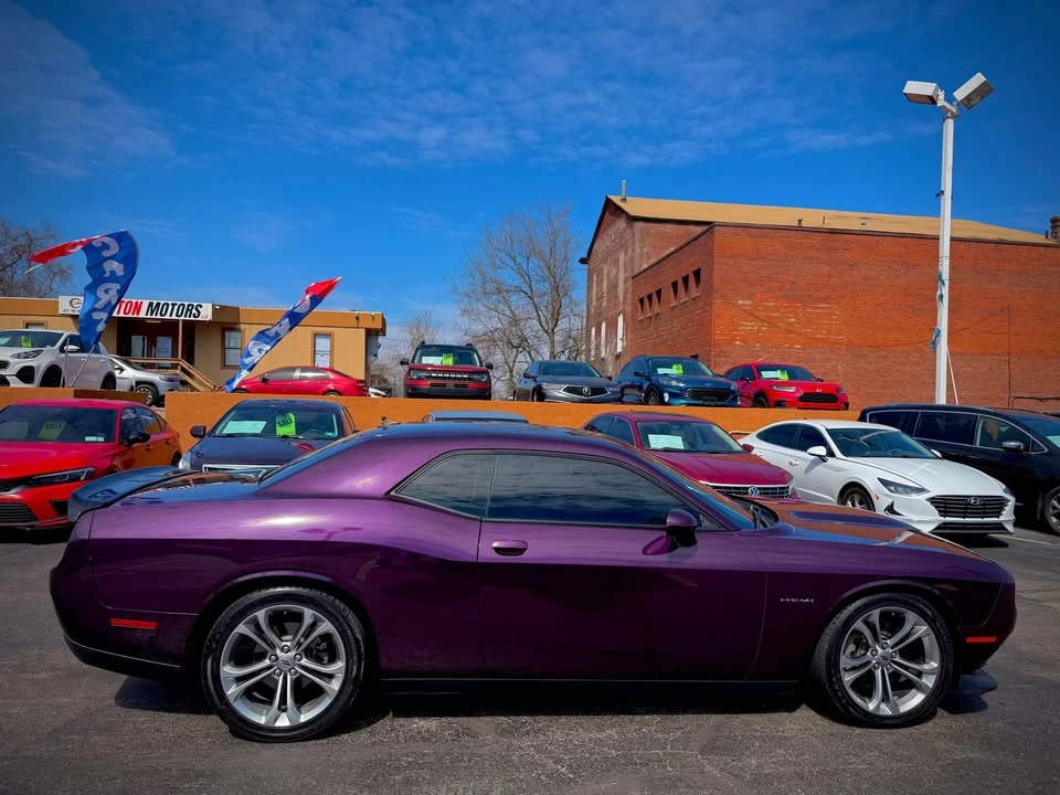 2020 Dodge Challenger 3rd Gen - Image 6 of 11