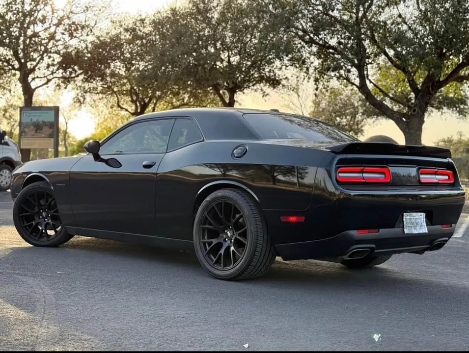 2020 Dodge Challenger 3rd Gen - Image 8 of 12