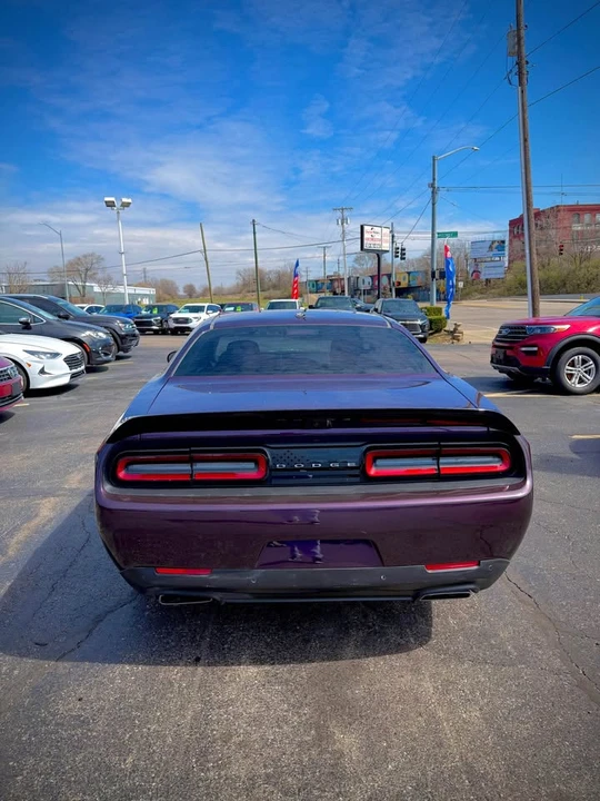 2020 Dodge Challenger 3rd Gen - Image 4 of 11
