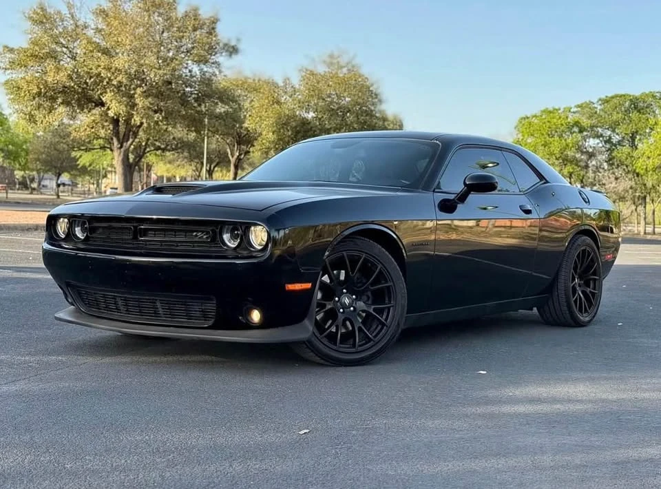 2020 Dodge Challenger 3rd Gen - Image 10 of 12