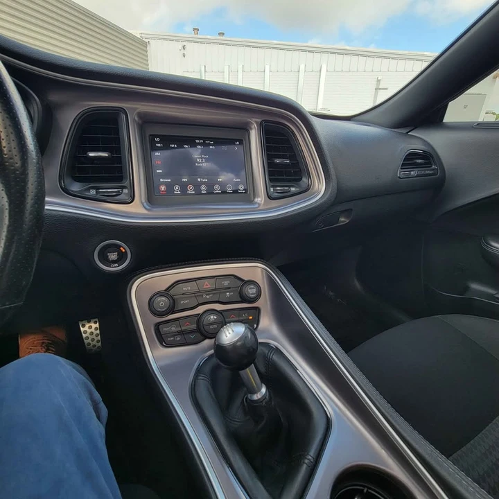 2020 Dodge Challenger 3rd Gen - Image 15 of 19