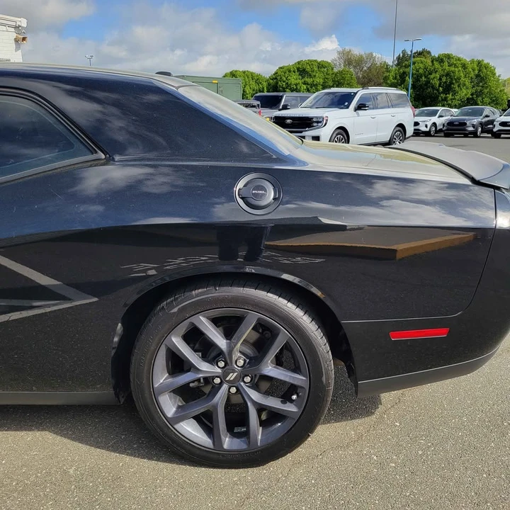 2020 Dodge Challenger 3rd Gen - Image 9 of 19