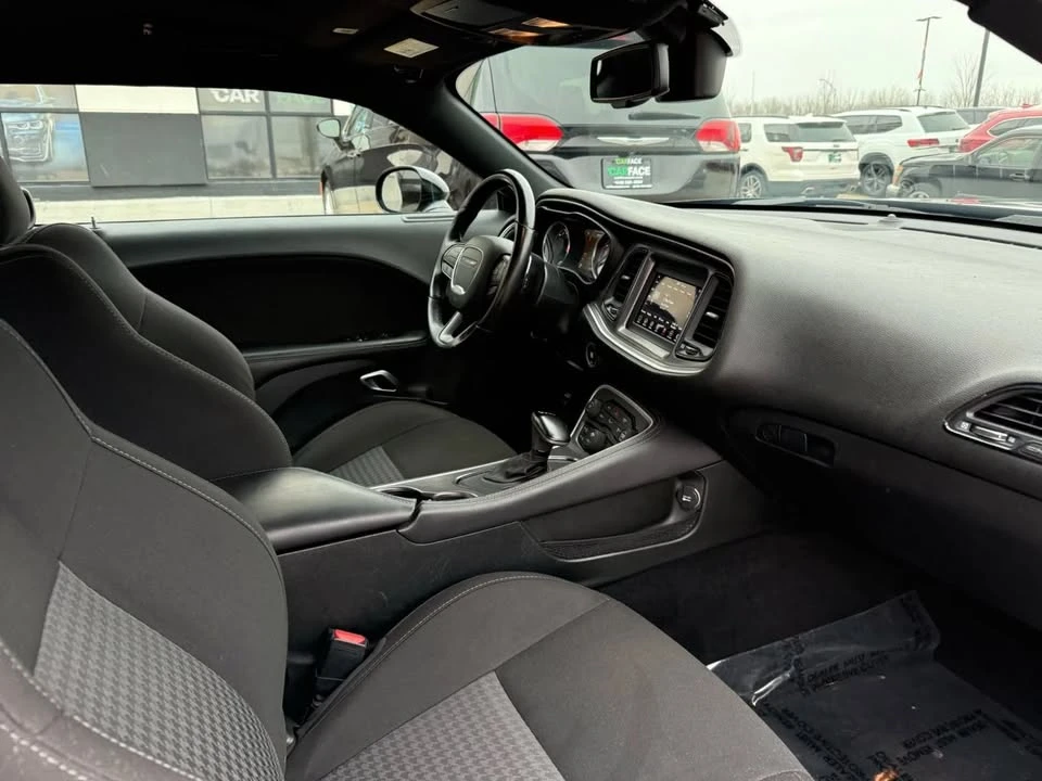2020 Dodge Challenger 3rd Gen - Image 9 of 20