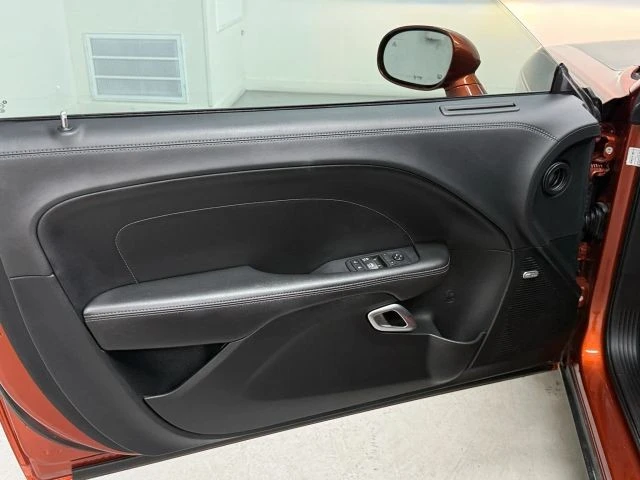 2020 Dodge Challenger 3rd Gen - Image 17 of 31