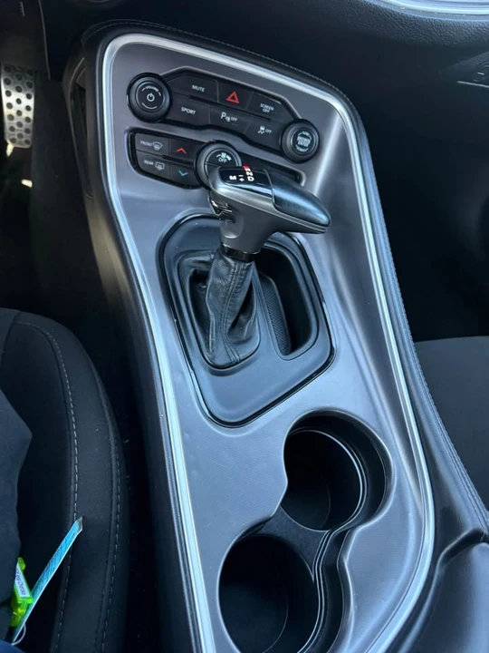 2020 Dodge Challenger 3rd Gen - Image 9 of 10