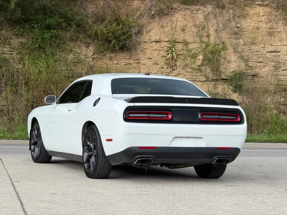 2020 Dodge Challenger 3rd Gen - Image 4 of 15