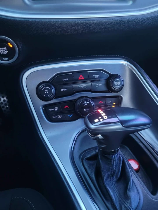 2020 Dodge Challenger 3rd Gen - Image 12 of 15