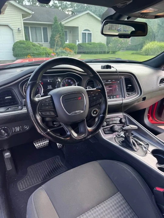 2020 Dodge Challenger 3rd Gen - Image 14 of 19